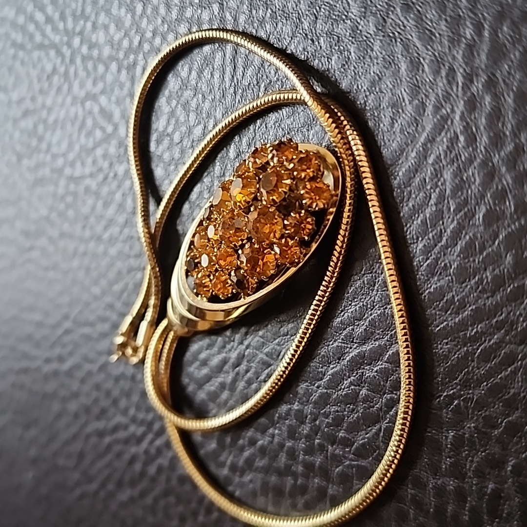 Vtg Necklace